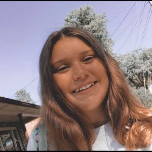 Meet your Posher, Madelyn